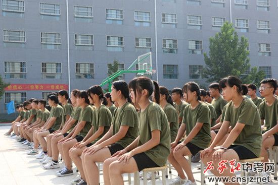 石家莊中英航空學(xué)校2019級(jí)新生軍訓(xùn)